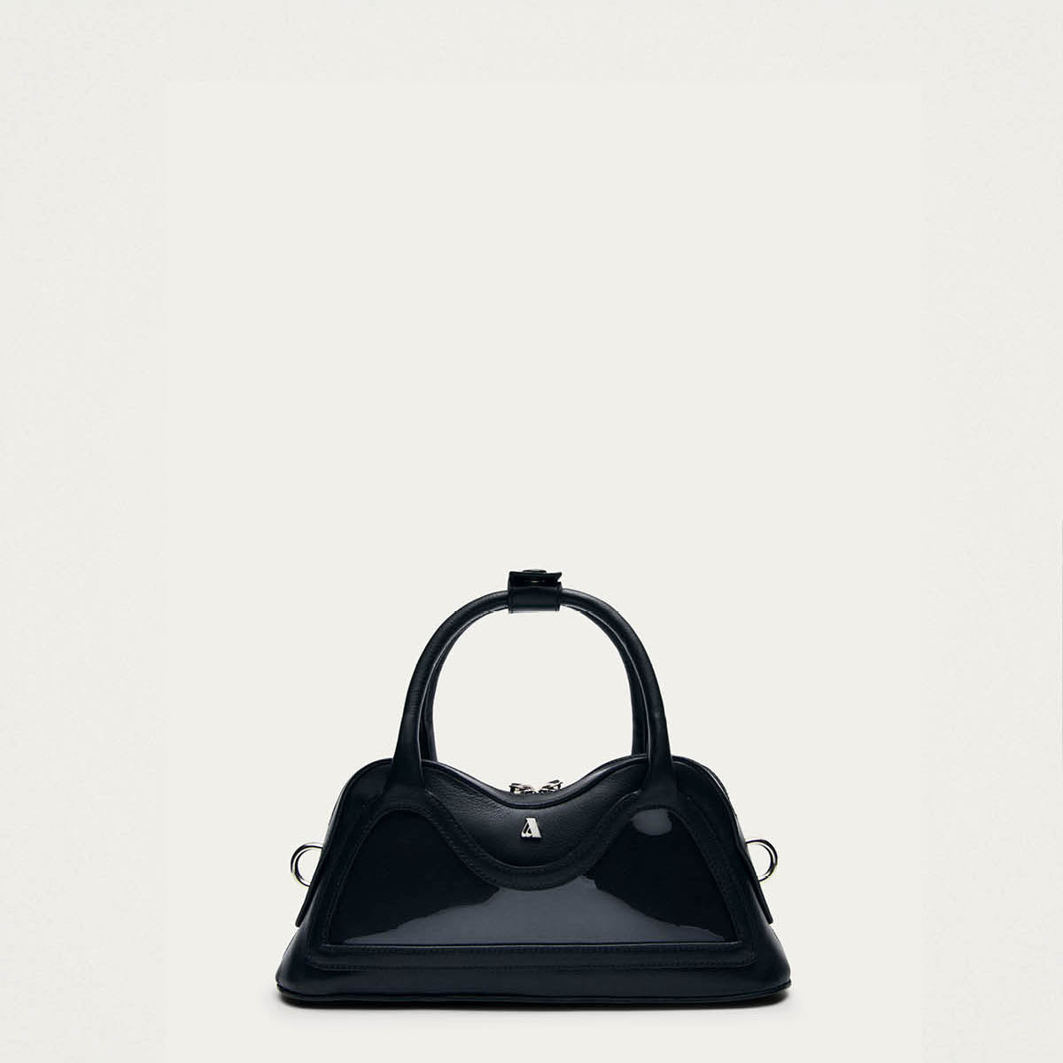 Bolso mini Hilma de vinilo y cuero negro
