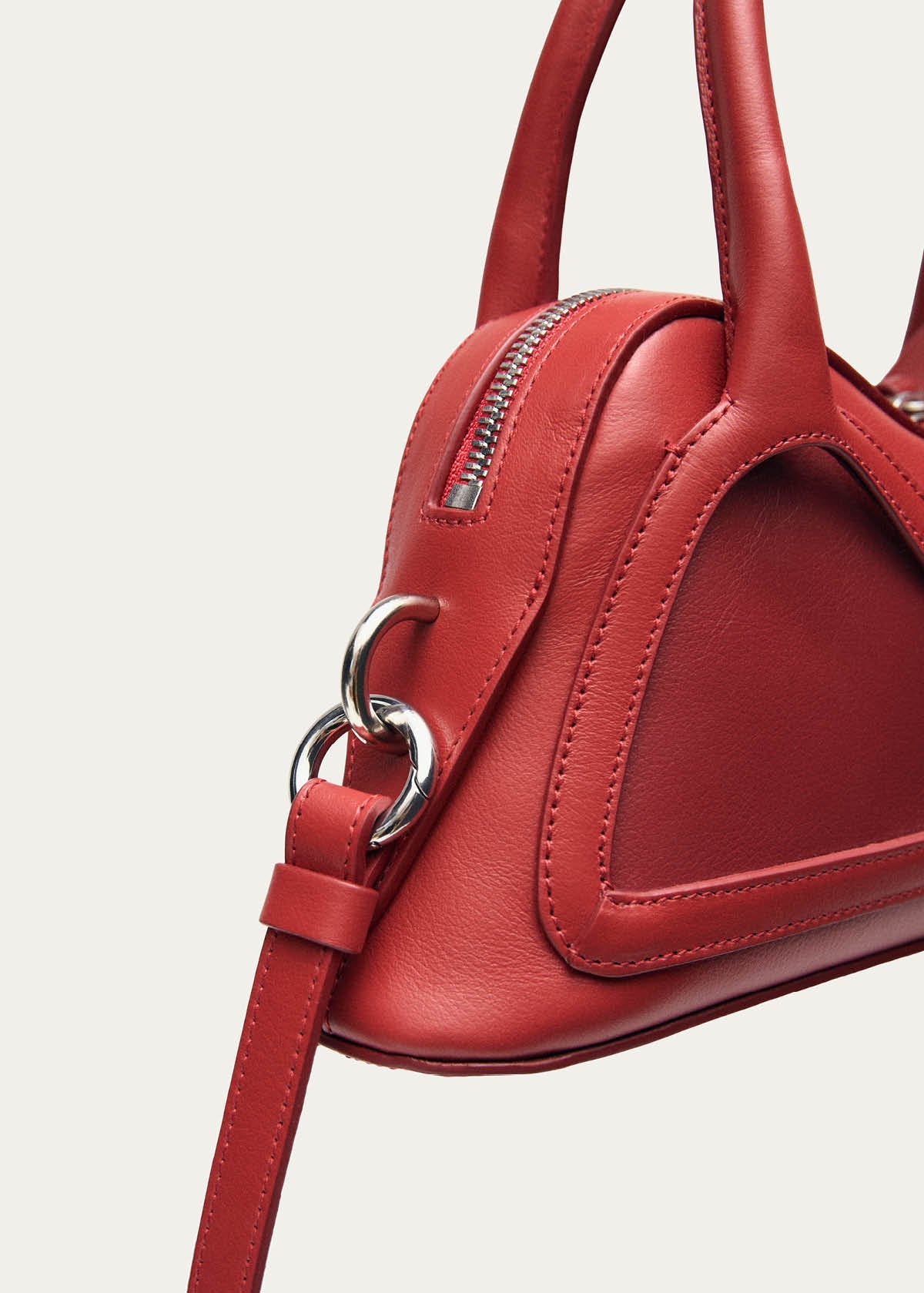 Bolso mini Hilma de vinilo y cuero rojo