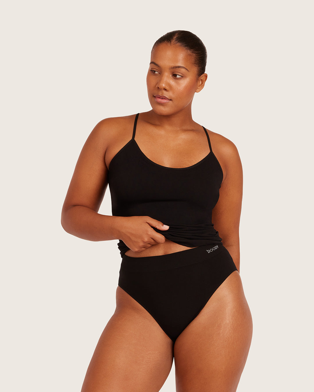 Top de tirantes de capa base - Negro