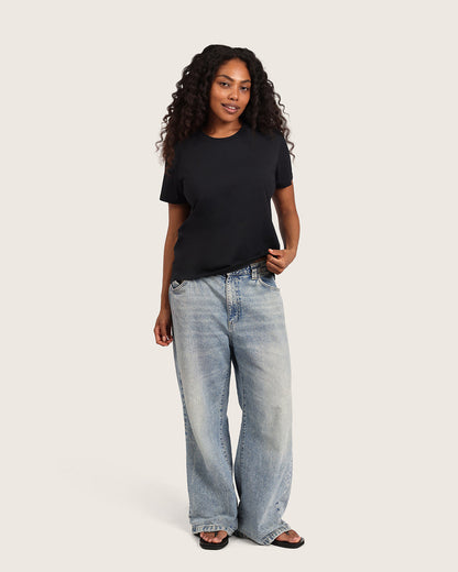 Camiseta clásica de cuello redondo para mujer - Negra