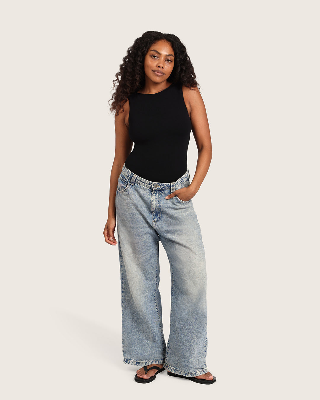 Body de canalé con escote barco - Negro