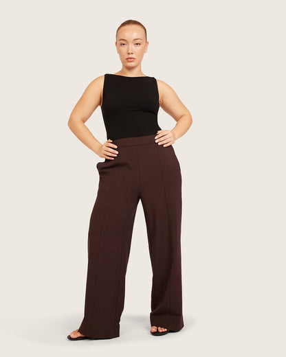 Pantalones de corte relajado - Cortos - Algarroba