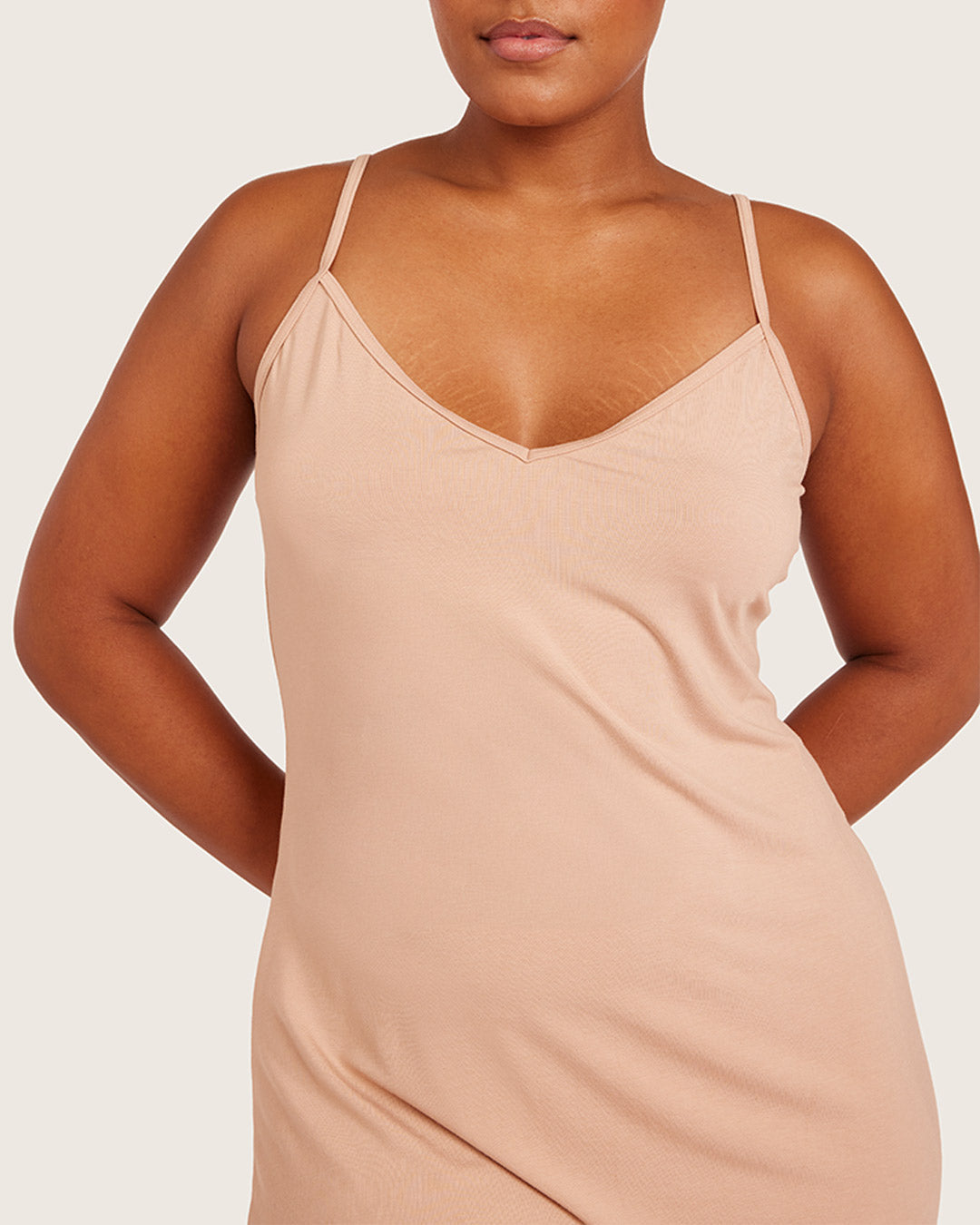 Camisola de capa base con escote en V - Almendra