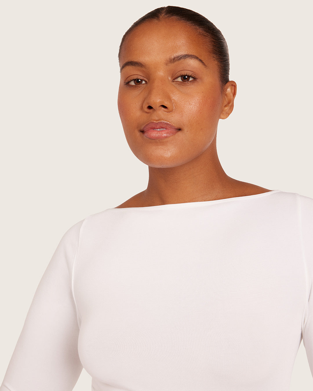 Top de manga larga con cuello barco para usar como capa base - Blanco