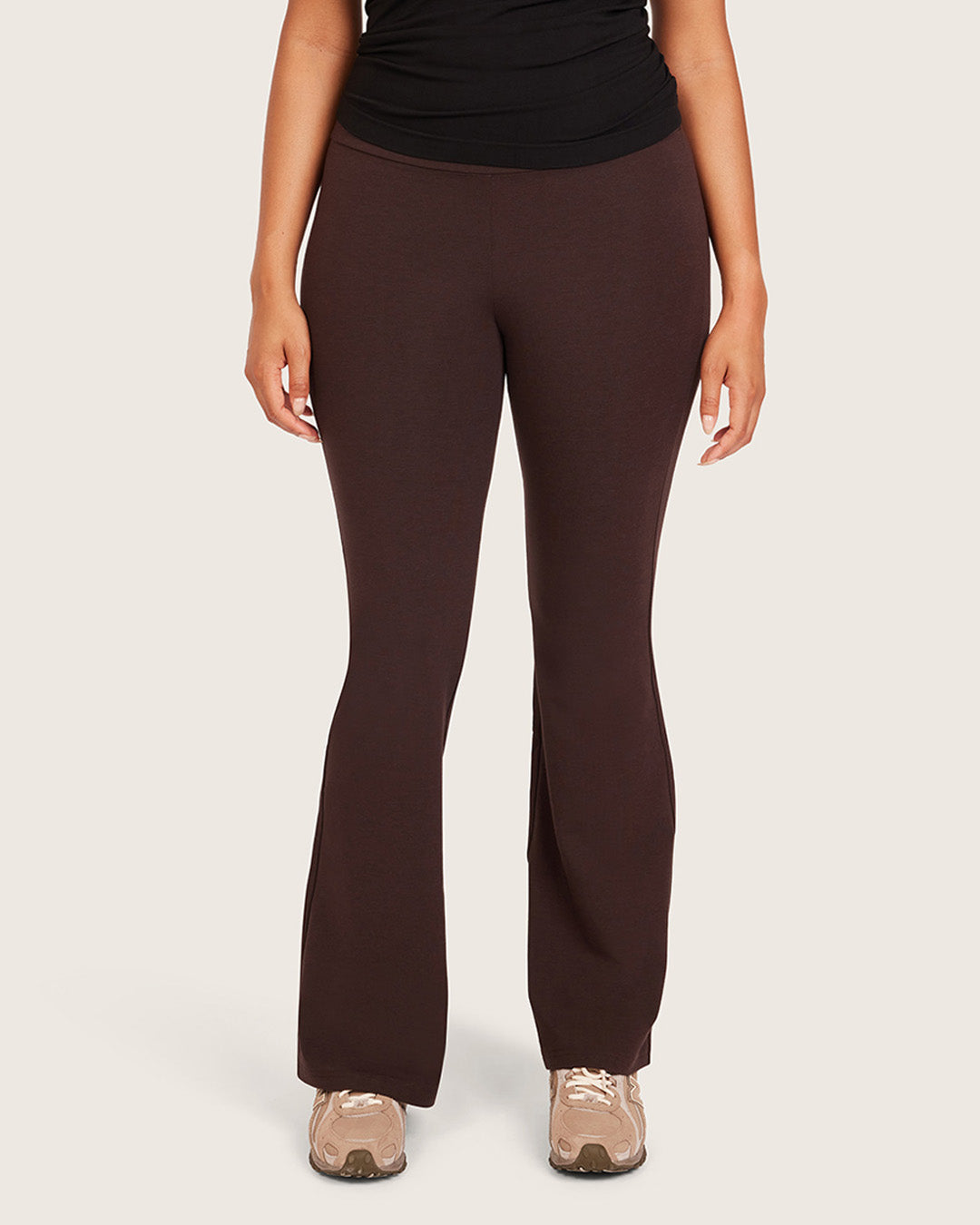 Pantalones acampanados de cintura alta - Corte regular - Algarroba