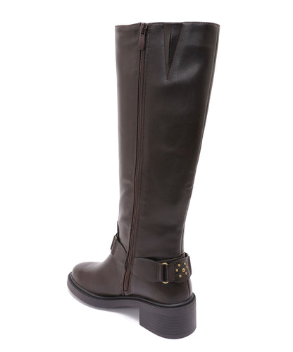 Botas Nyra con tachuelas marrones