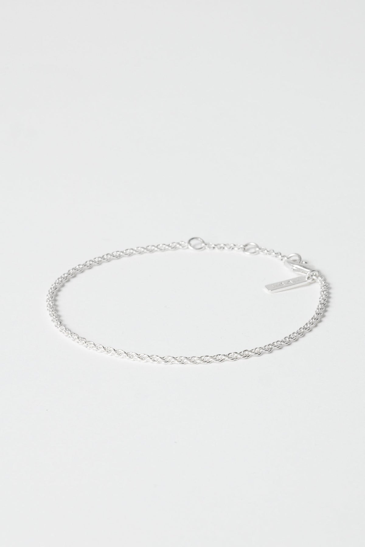 Pulsera de cordón