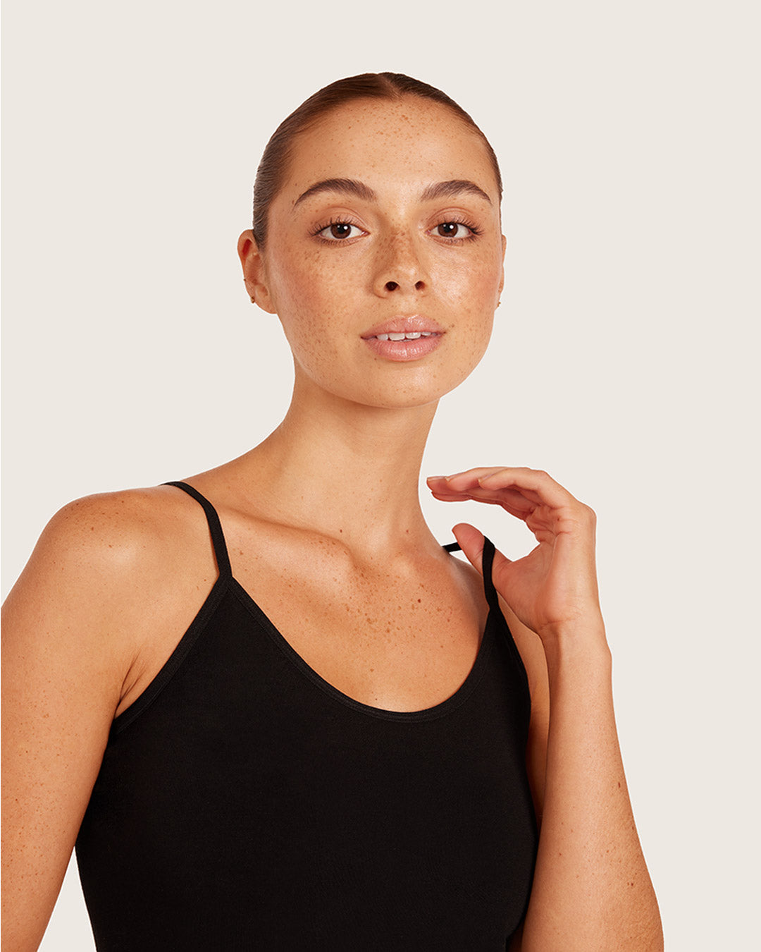 Top de tirantes de capa base - Negro