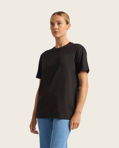 Camiseta clásica de cuello redondo para mujer - Negra