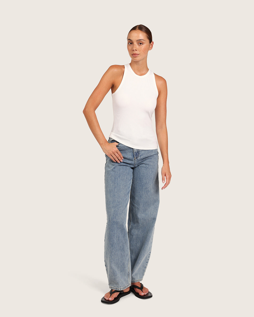 Camiseta sin mangas acanalada con espalda deportiva para mujer - Blanca