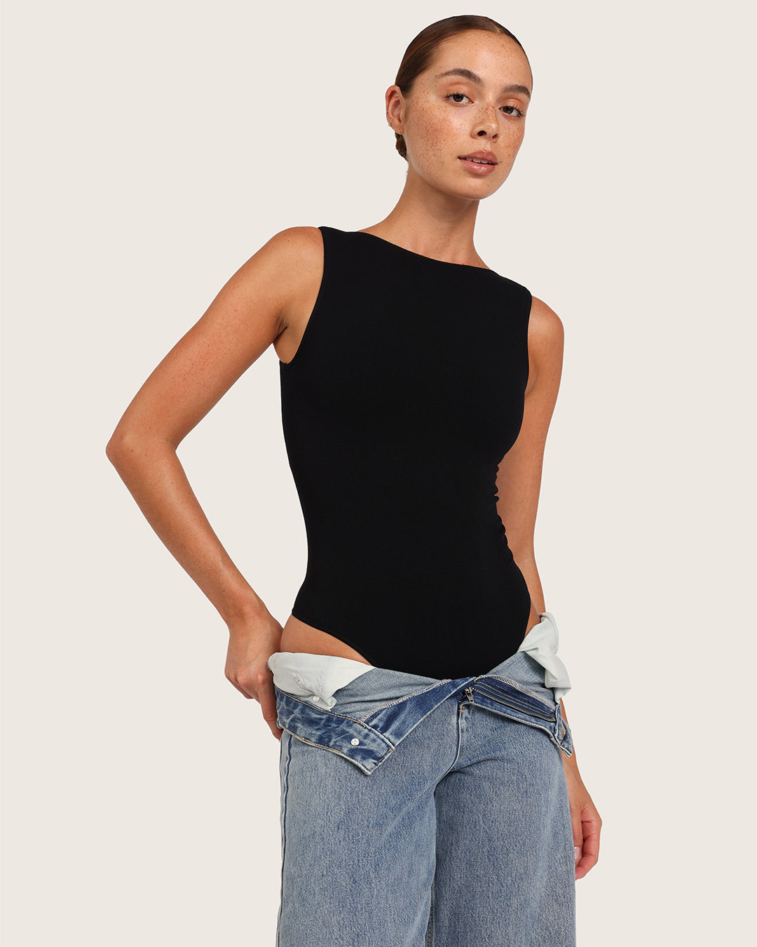 Body de canalé con escote barco - Negro