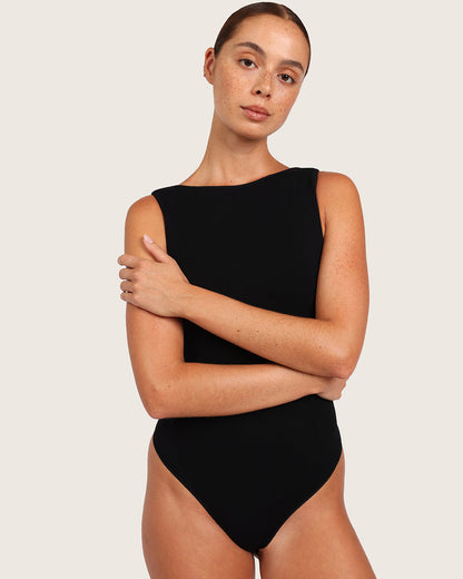 Body de canalé con escote barco - Negro