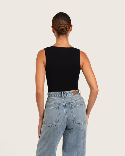 Body de canalé con escote barco - Negro