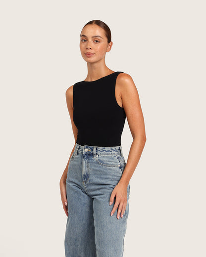 Body de canalé con escote barco - Negro
