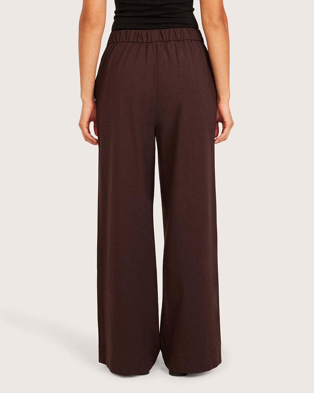 Pantalones de corte relajado - Cortos - Algarroba