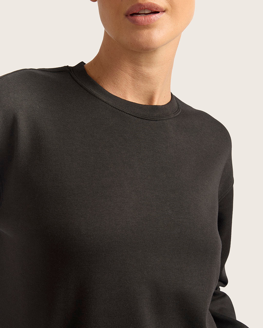 Suéter de cuello redondo para mujer - Negro