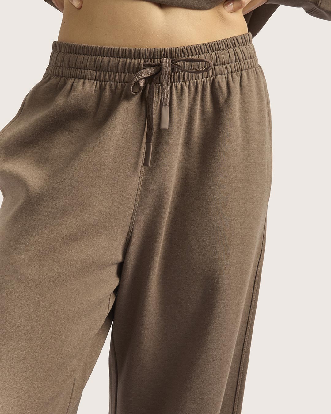 Pantalones deportivos de pierna recta para mujer - color ostrа