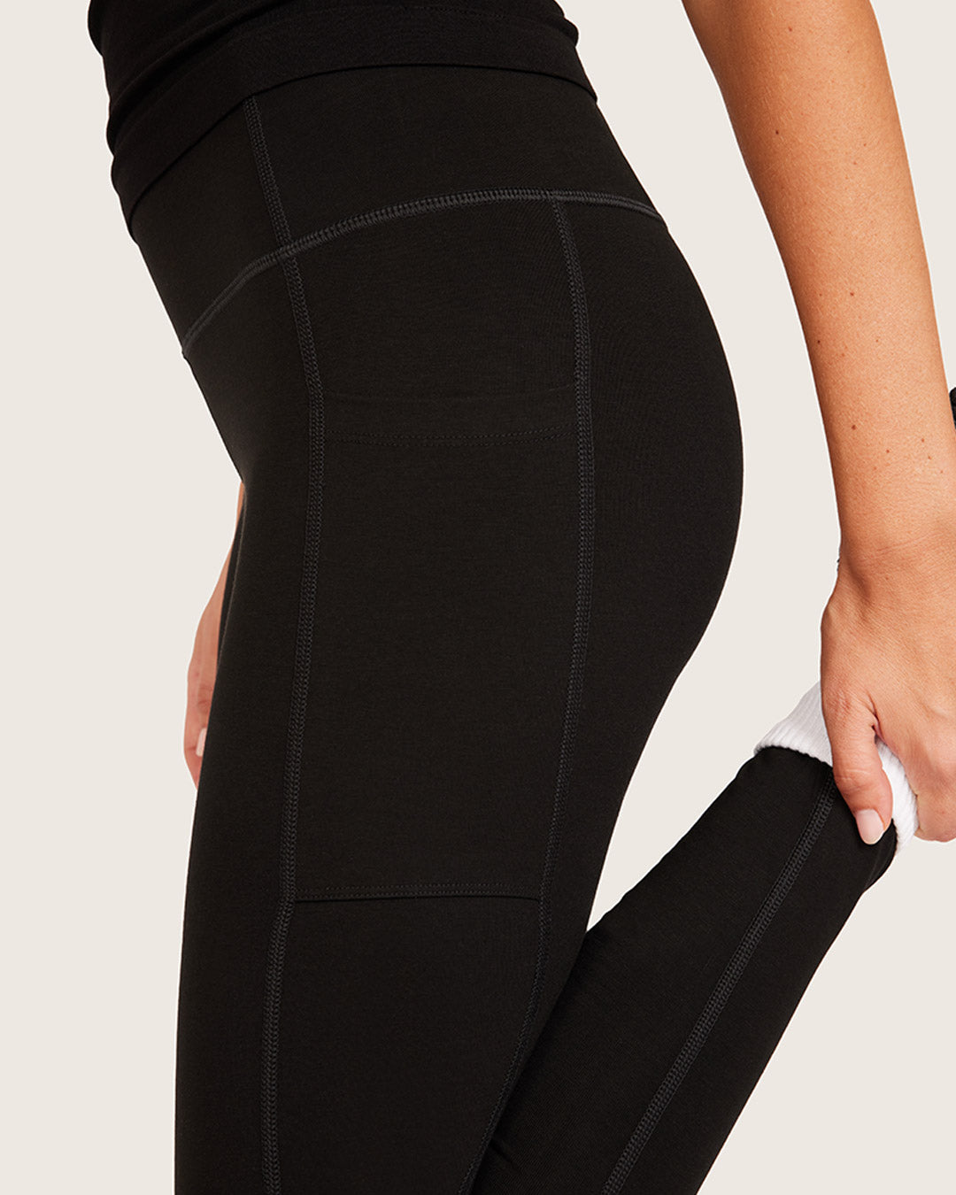 Leggings de cintura alta con bolsillo - Negro